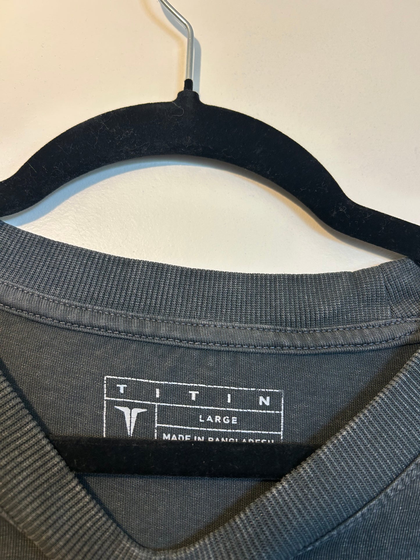 Titin Grey T-Shirt L