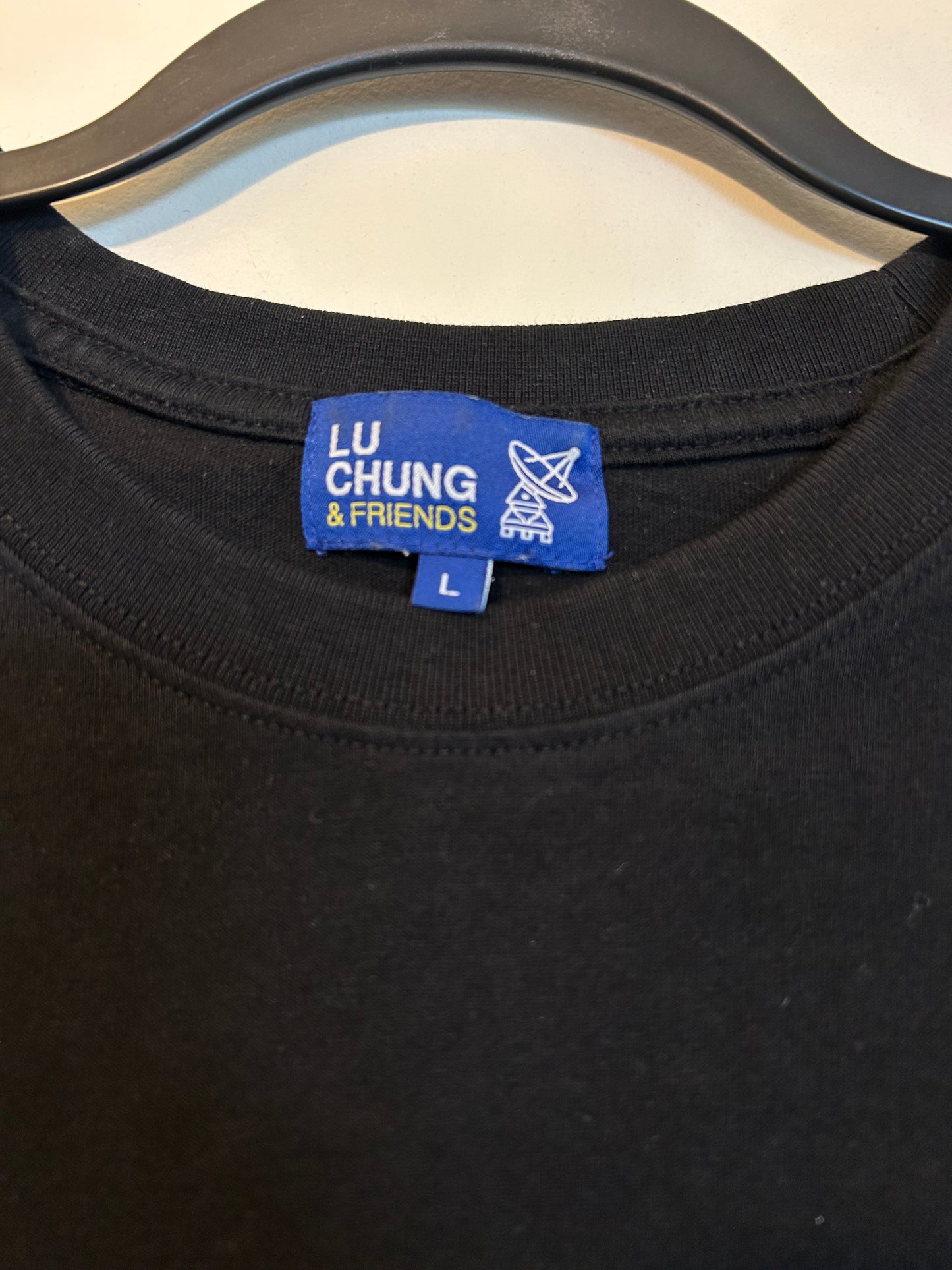 Lu Chung & Friends Shana T-Shirt L