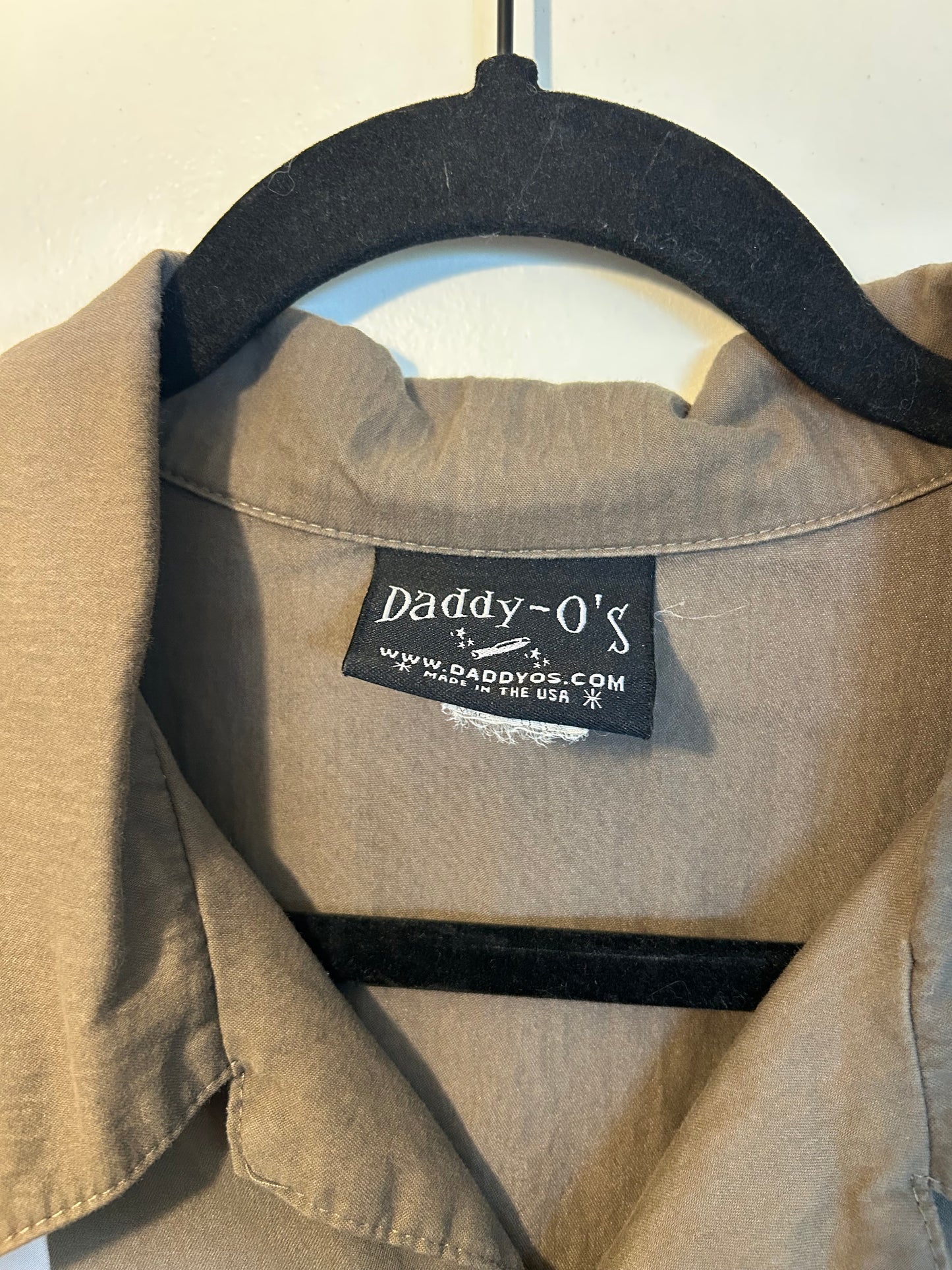 Daddy-O's Retro Button Up L
