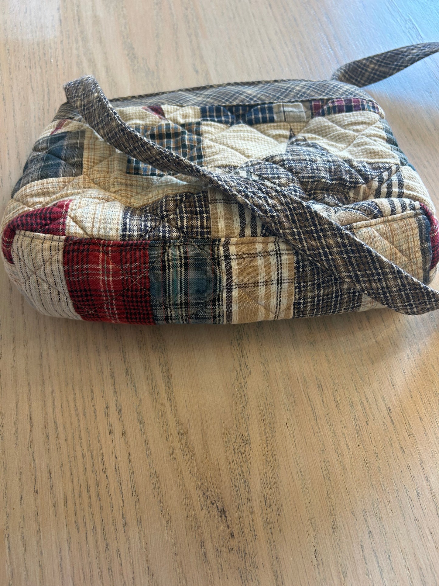 Quilted Star Shoulder Purse