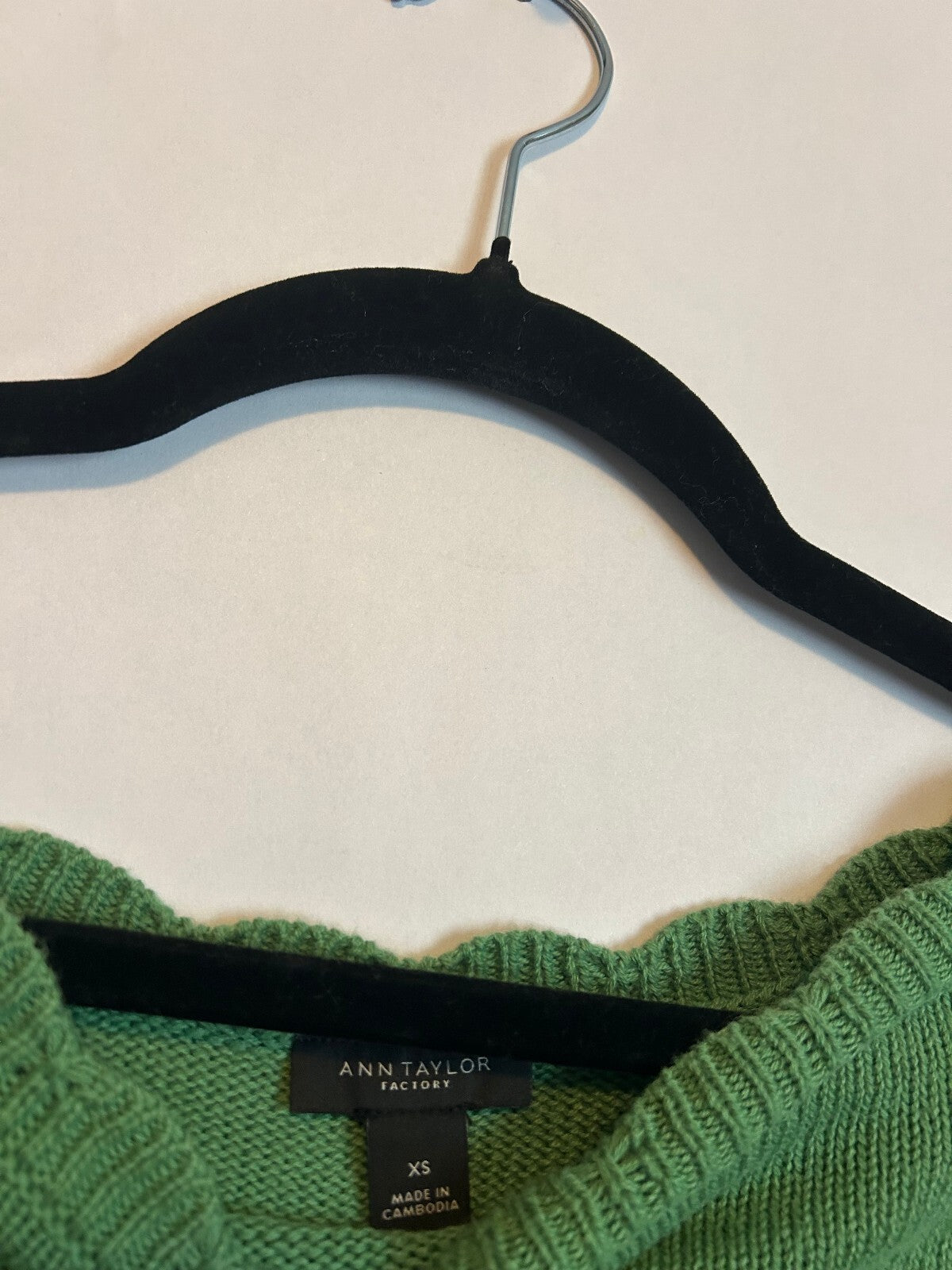Ann Taylor Green Sweater Tank XS